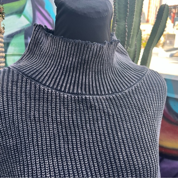 Young Fabulous & Broke Gray Sweater - Picture 14 of 15